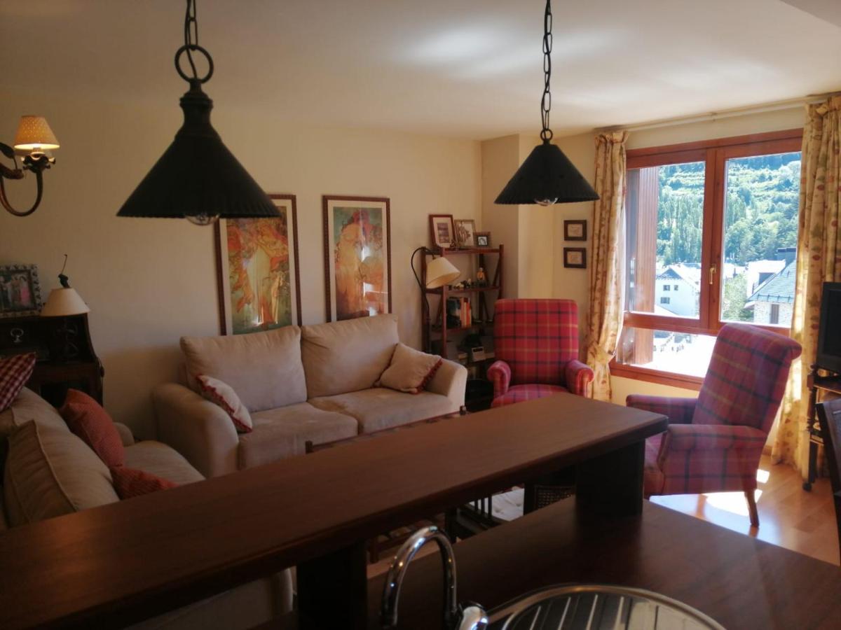 Apartamento Sarrato IV De Sallent Sallent De Gallego Bagian luar foto