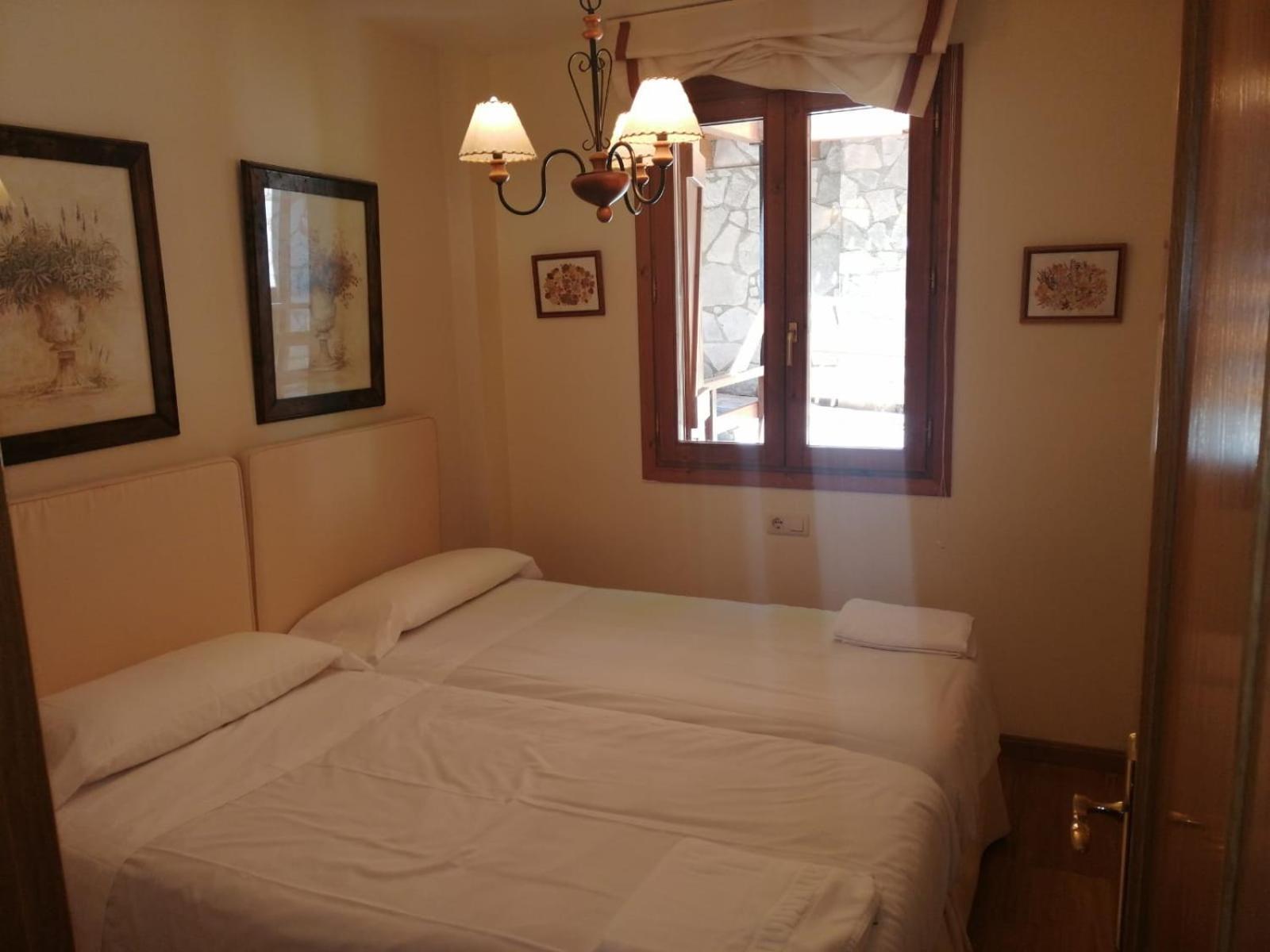 Apartamento Sarrato IV De Sallent Sallent De Gallego Bagian luar foto